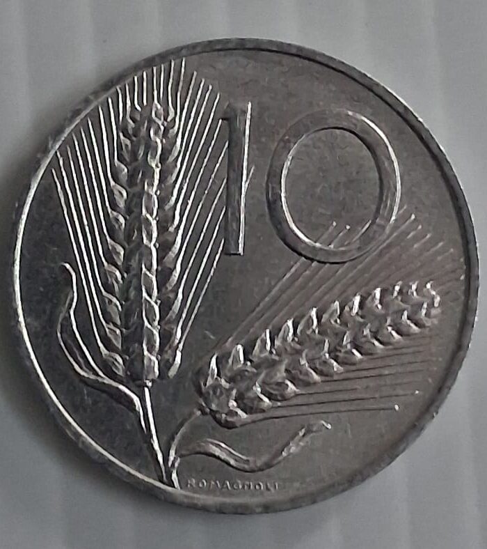 Italy 10 Lire world coin Unc